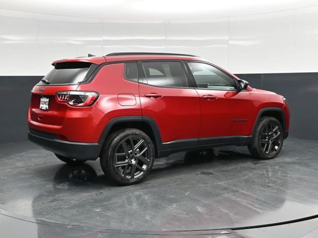 New 2026 Jeep Compass Altitude Sport Utility