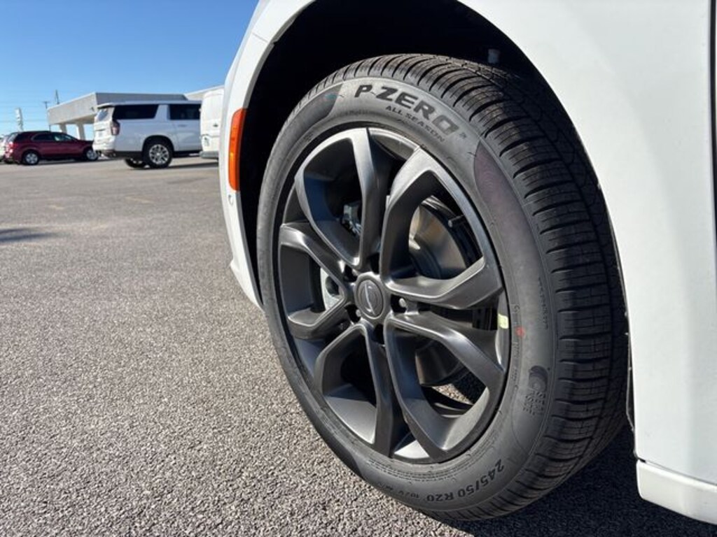 New 2026 Chrysler Pacifica Select Passenger Van