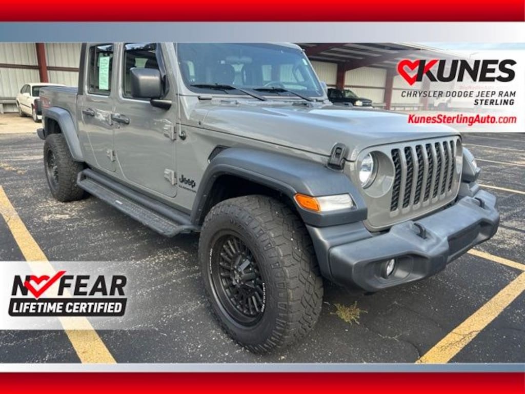 Used 2021 Jeep Gladiator Sport Truck