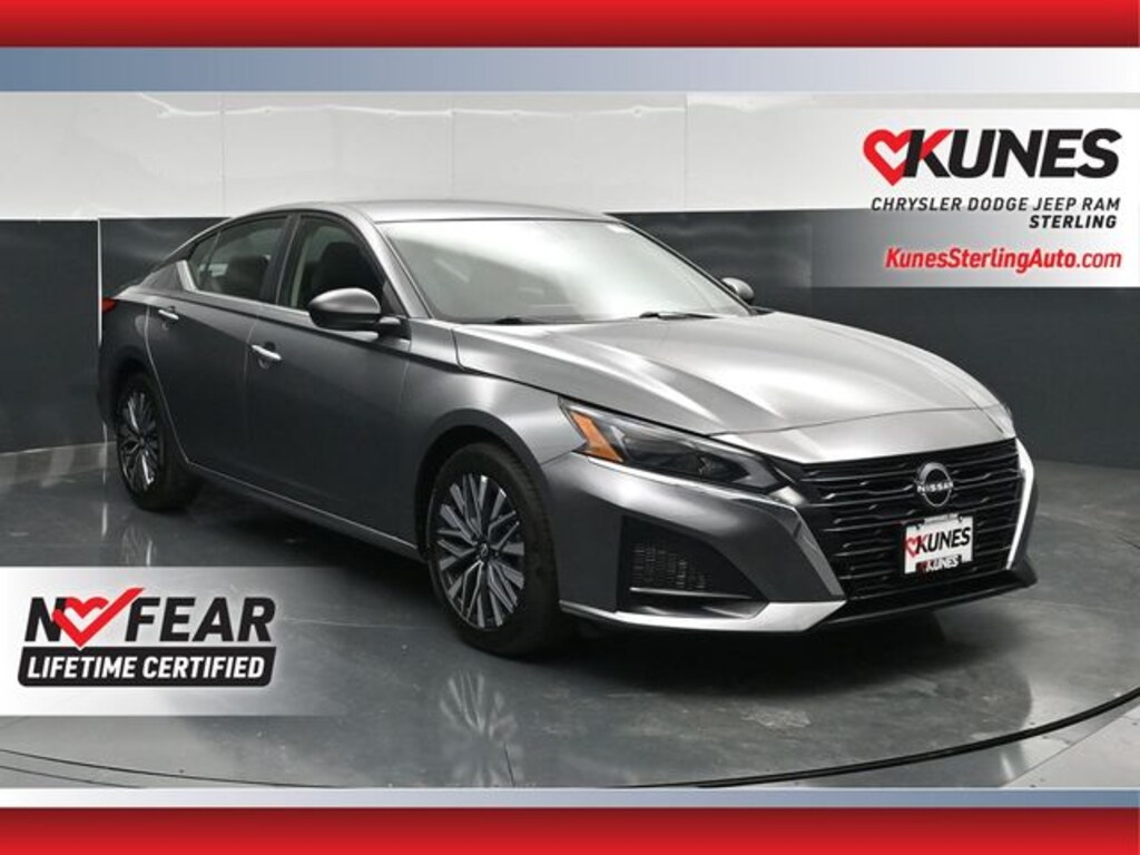 Used 2025 Nissan Altima 2.5 SV Sedan