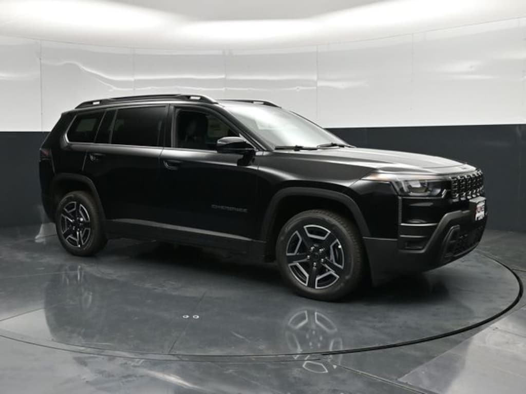 New 2026 Jeep Cherokee Laredo Sport Utility