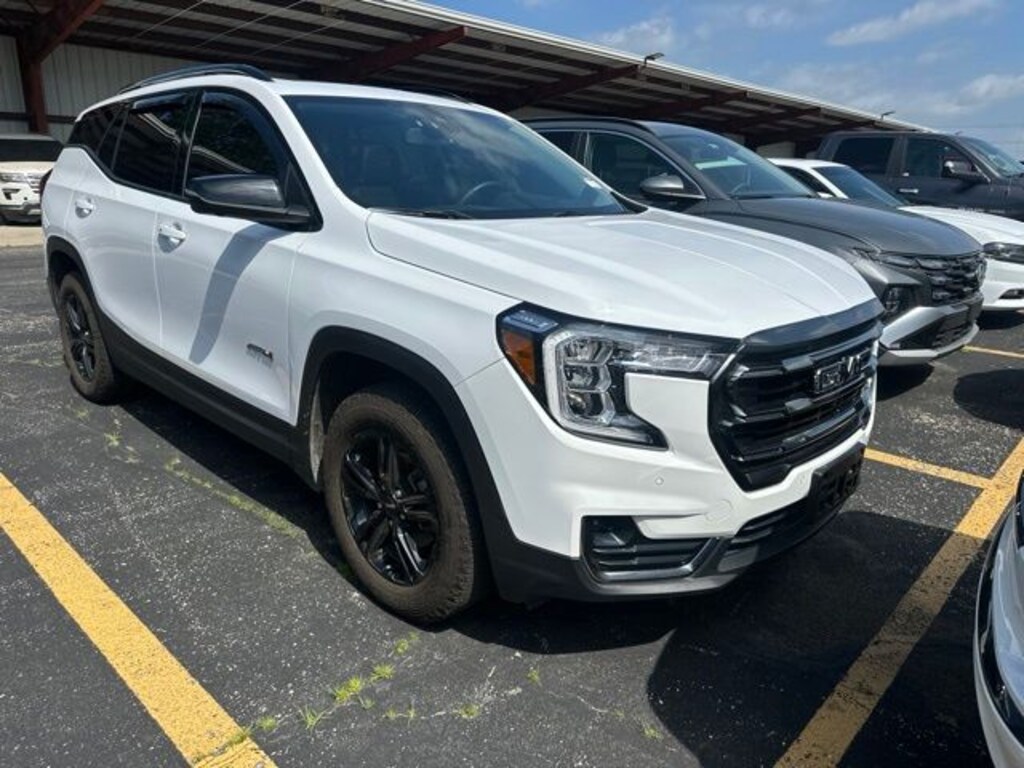 Used 2023 GMC Terrain AT4 SUV