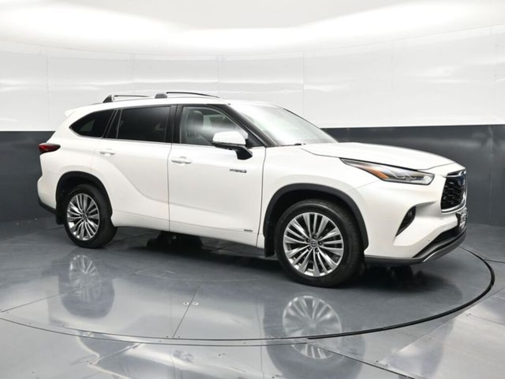 Used 2021 Toyota Highlander Hybrid Platinum SUV