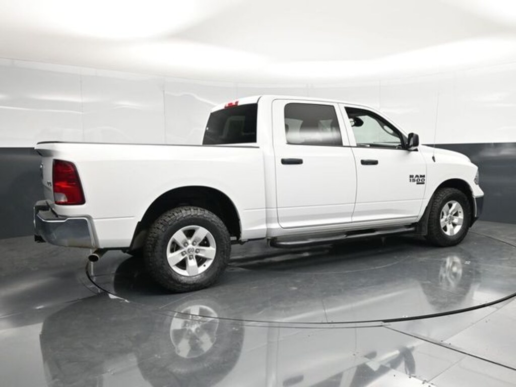 Used 2022 Ram 1500 Classic SLT Truck