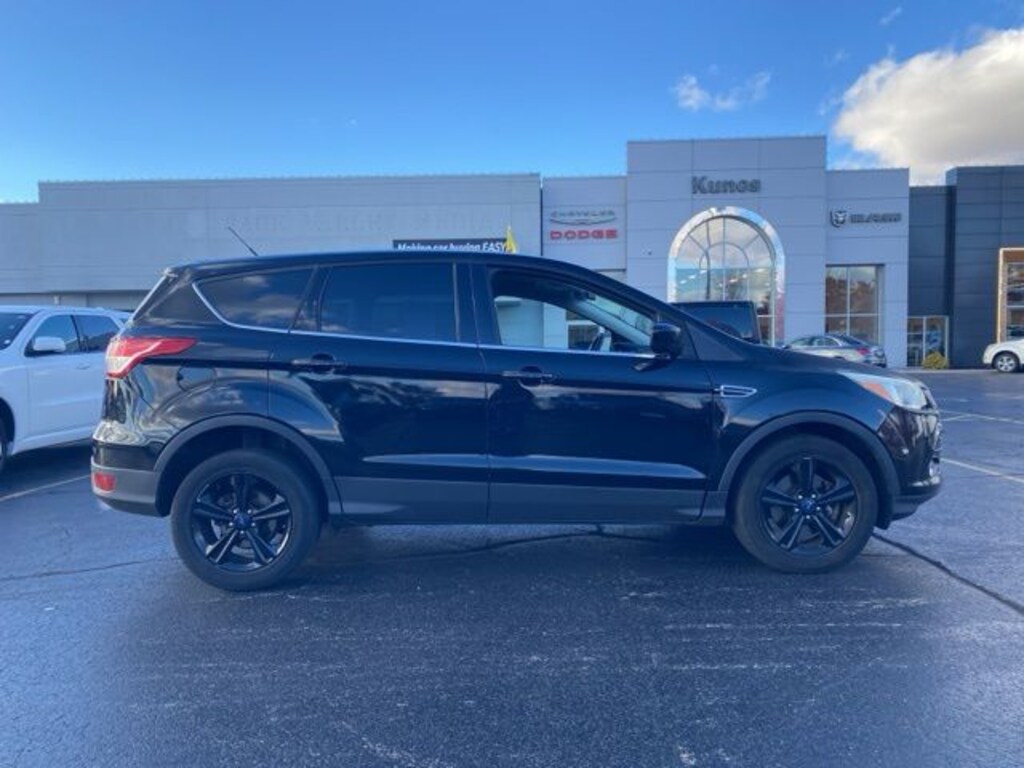 Used 2016 Ford Escape SE SUV