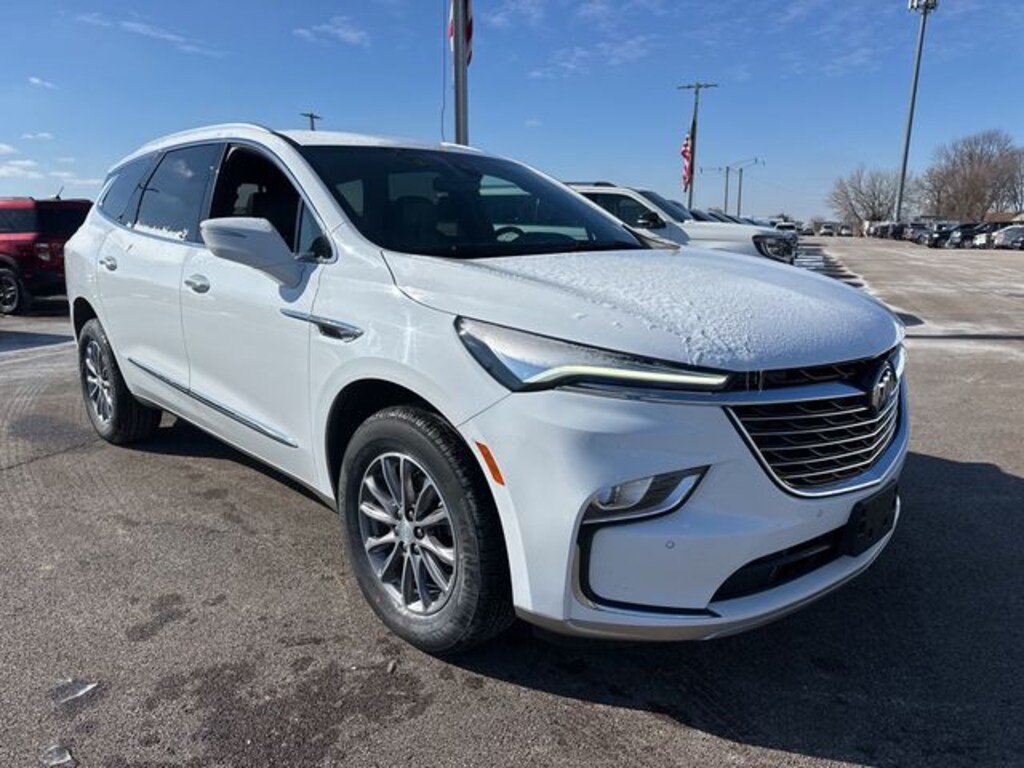 Used 2022 Buick Enclave Essence SUV
