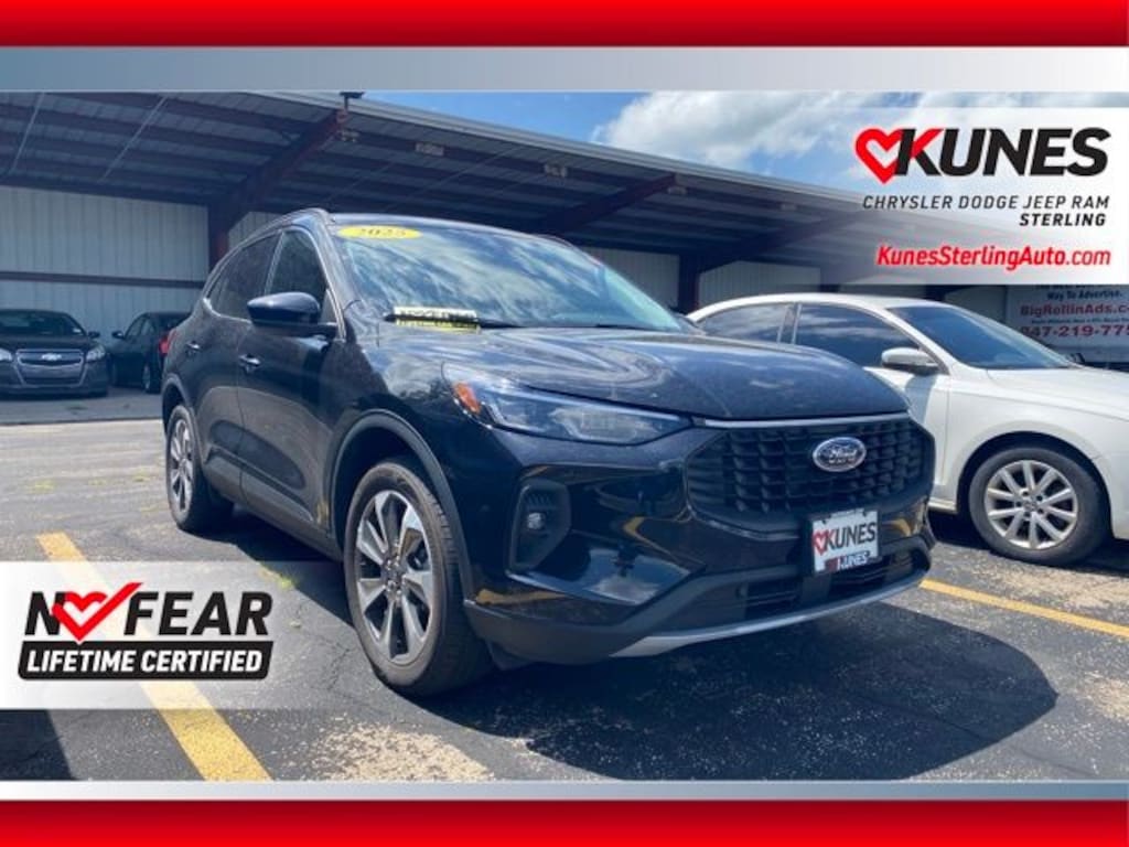 Used 2025 Ford Escape Platinum SUV