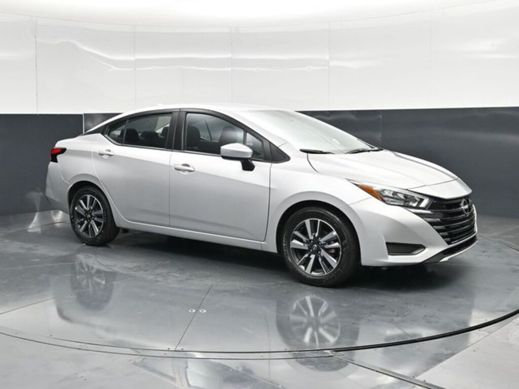 Used 2025 Nissan Versa 1.6 SV Sedan