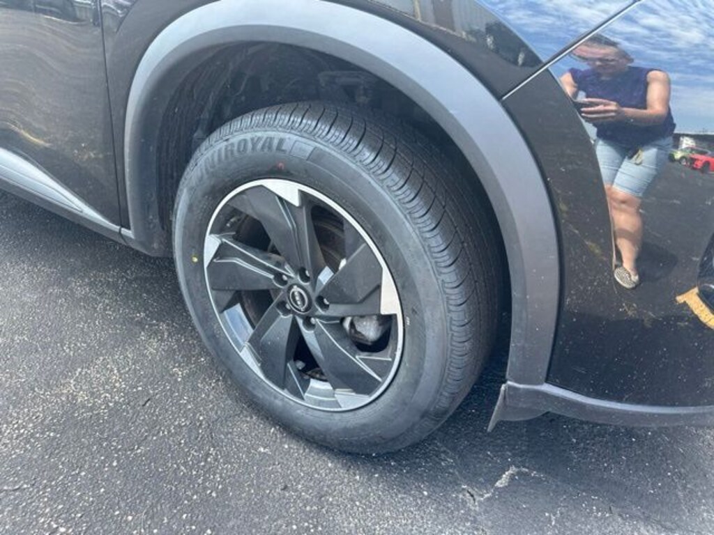 Used 2025 Nissan Rogue SV SUV