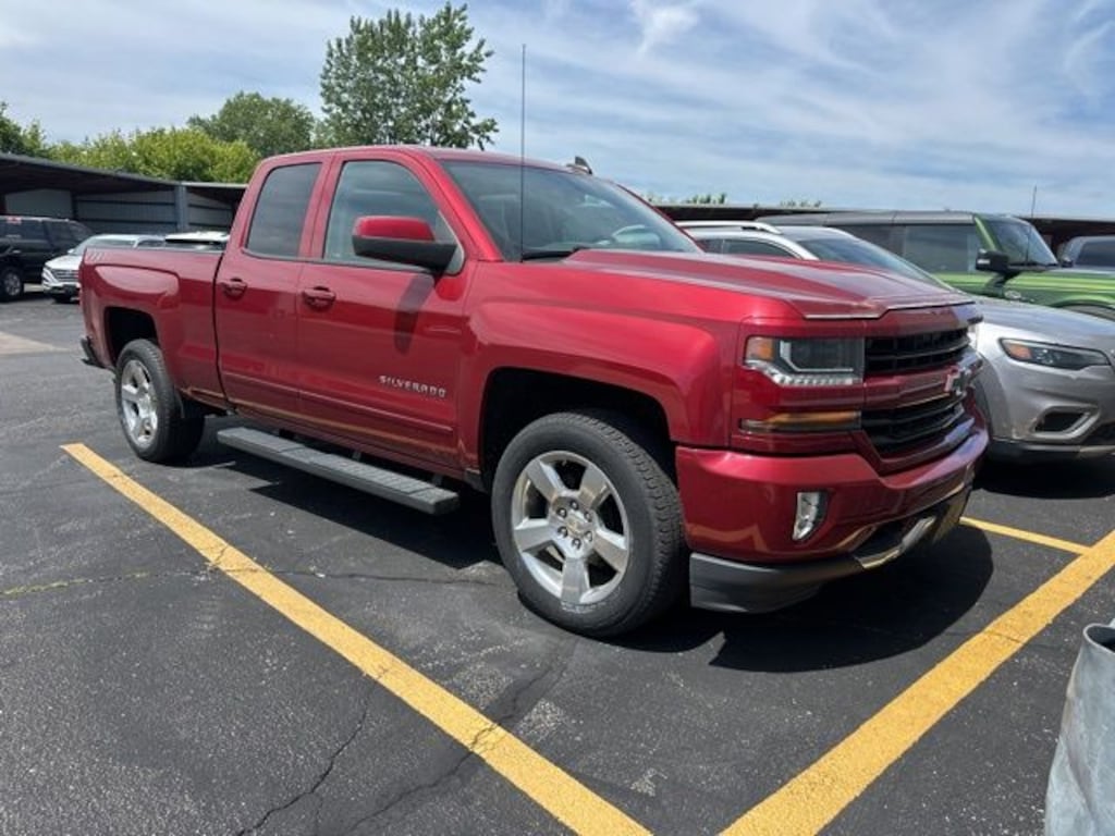 Used 2018 Chevrolet Silverado 1500 LT Truck