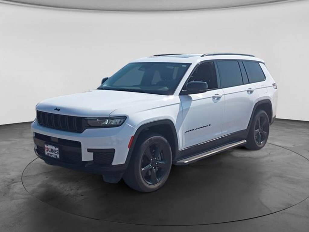 Used 2023 Jeep Grand Cherokee L Altitude SUV