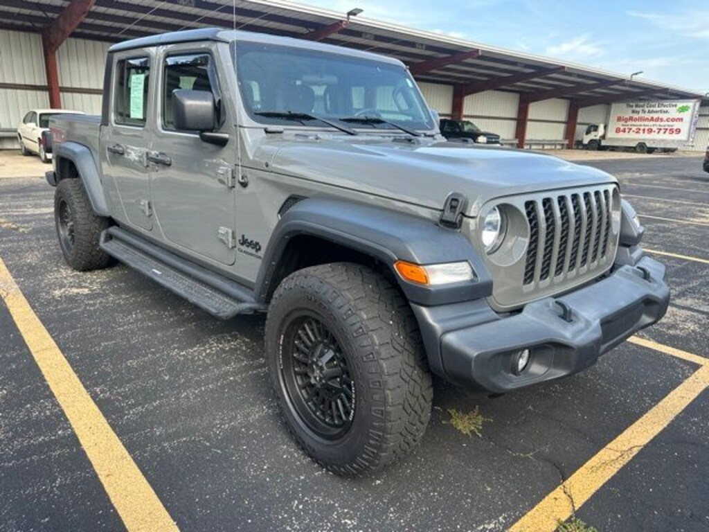 Used 2021 Jeep Gladiator Sport Truck
