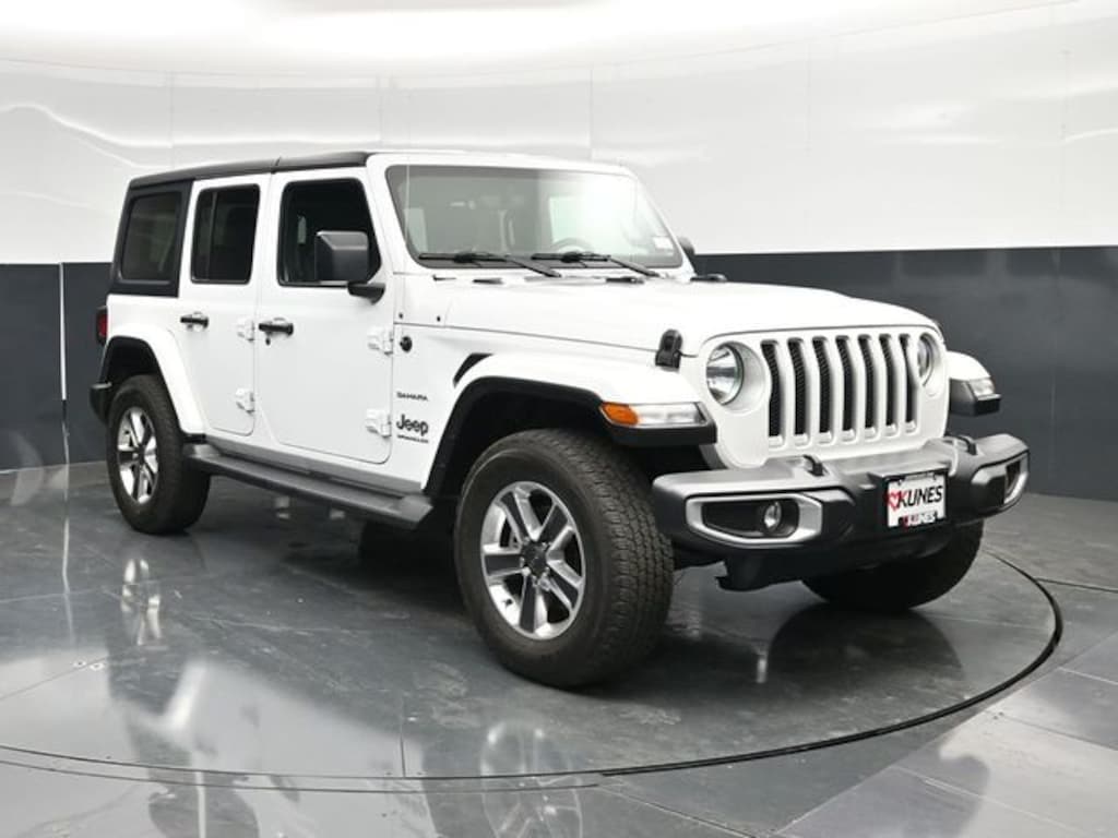 Used 2023 Jeep Wrangler Sahara SUV