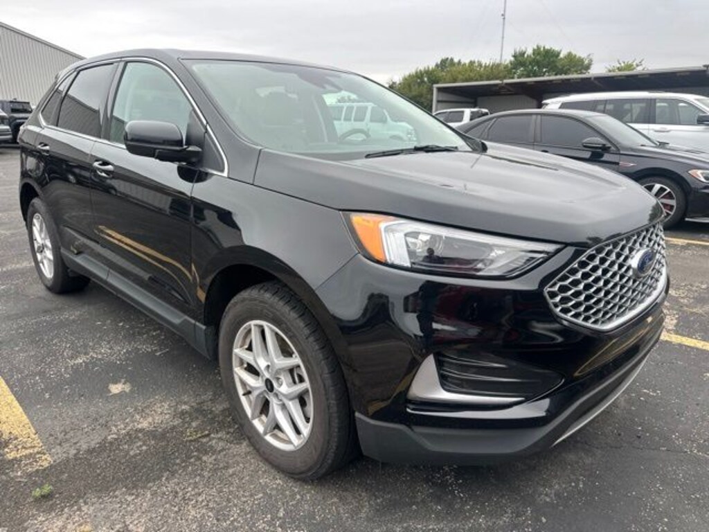 Used 2024 Ford Edge SEL SUV