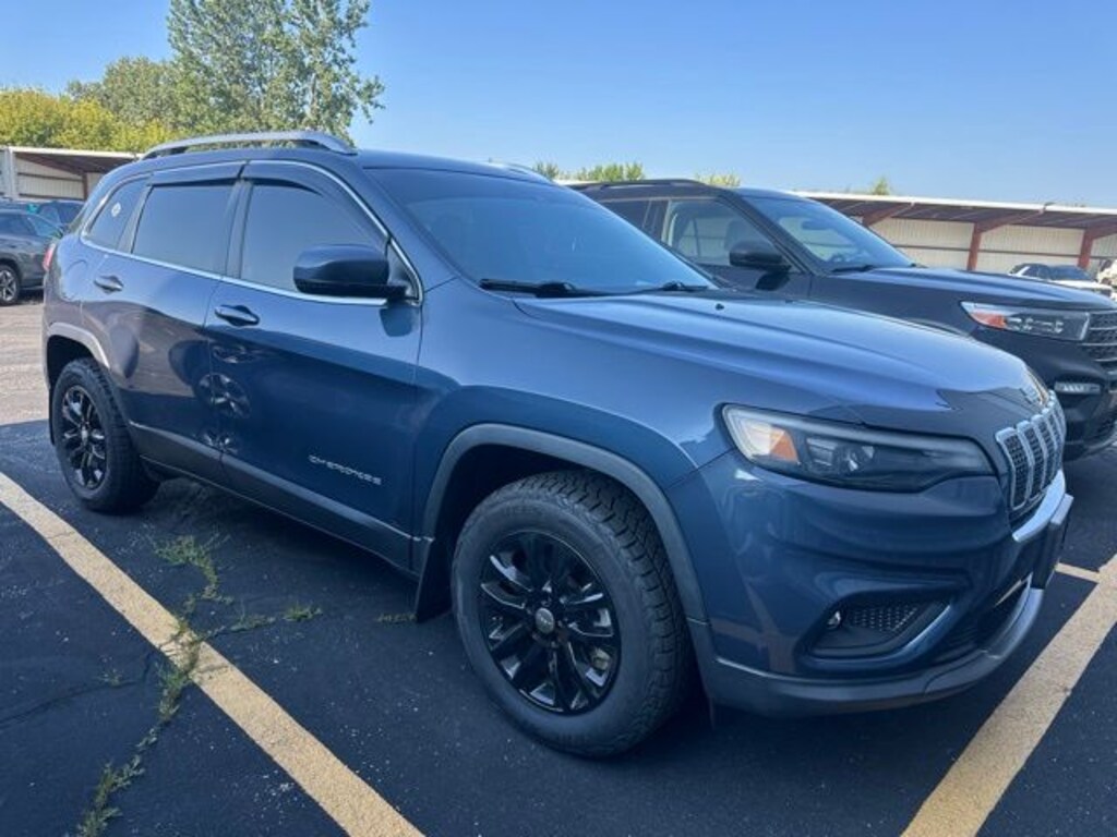 Used 2021 Jeep Cherokee Latitude Plus SUV