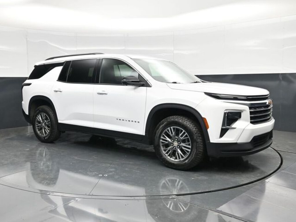 Used 2024 Chevrolet Traverse LT 2LT SUV