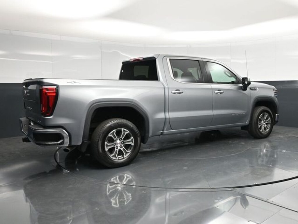 Used 2025 GMC Sierra 1500 SLT Truck