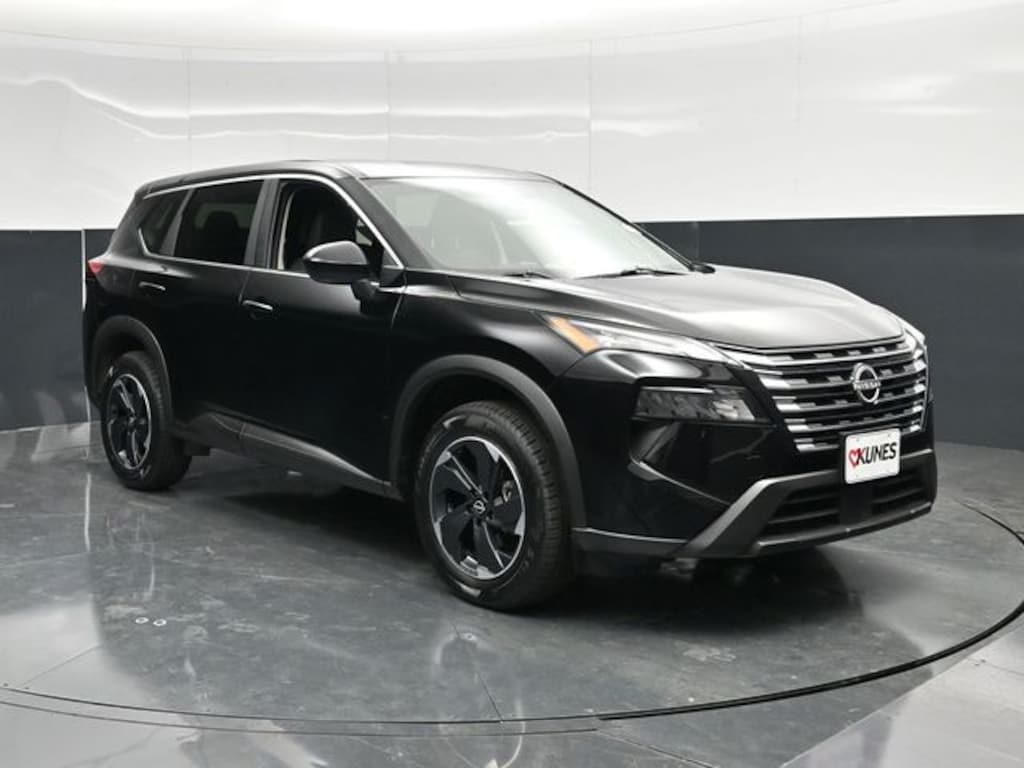 Used 2025 Nissan Rogue SV SUV