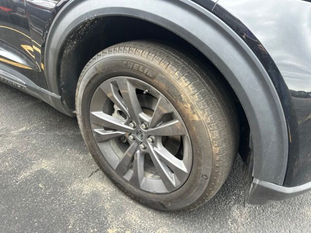 Used 2023 Ford Explorer XLT SUV