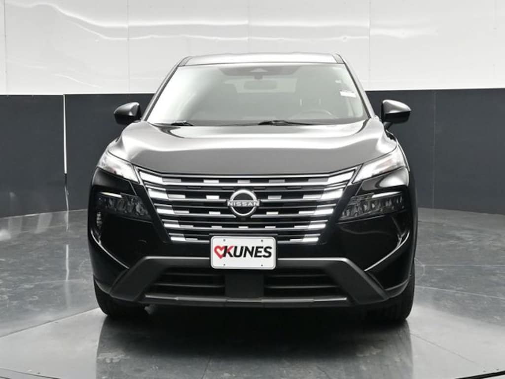 Used 2025 Nissan Rogue SV SUV