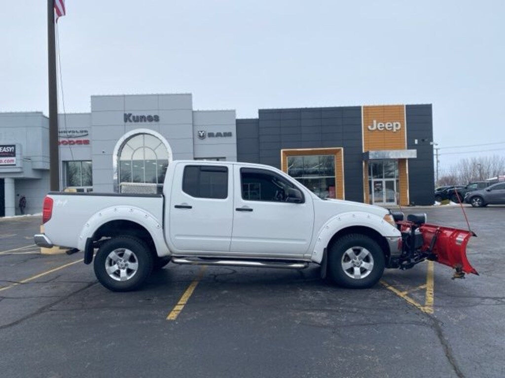 Used 2011 Nissan Frontier SV Truck