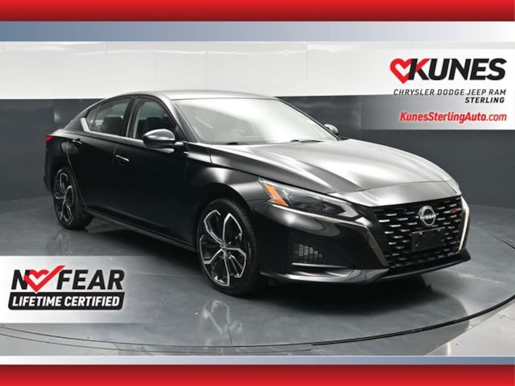 Used 2024 Nissan Altima 2.5 SR Sedan