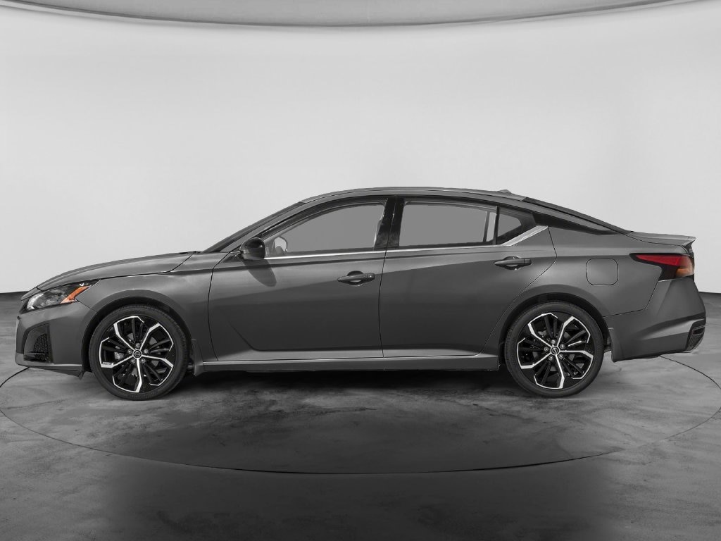 Used 2024 Nissan Altima 2.5 SR