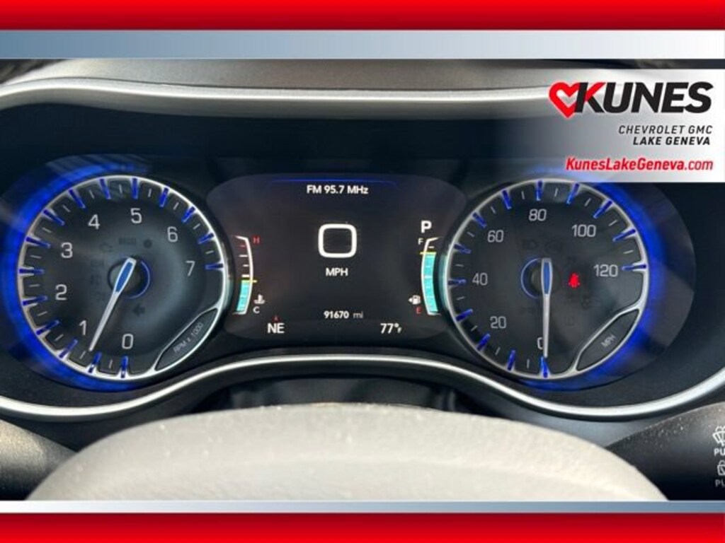 Used 2024 Chrysler Pacifica Touring L