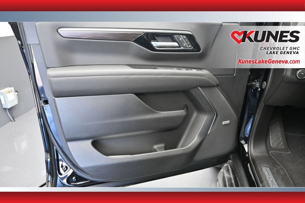 2026 Chevrolet Tahoe Premier - Photo 19