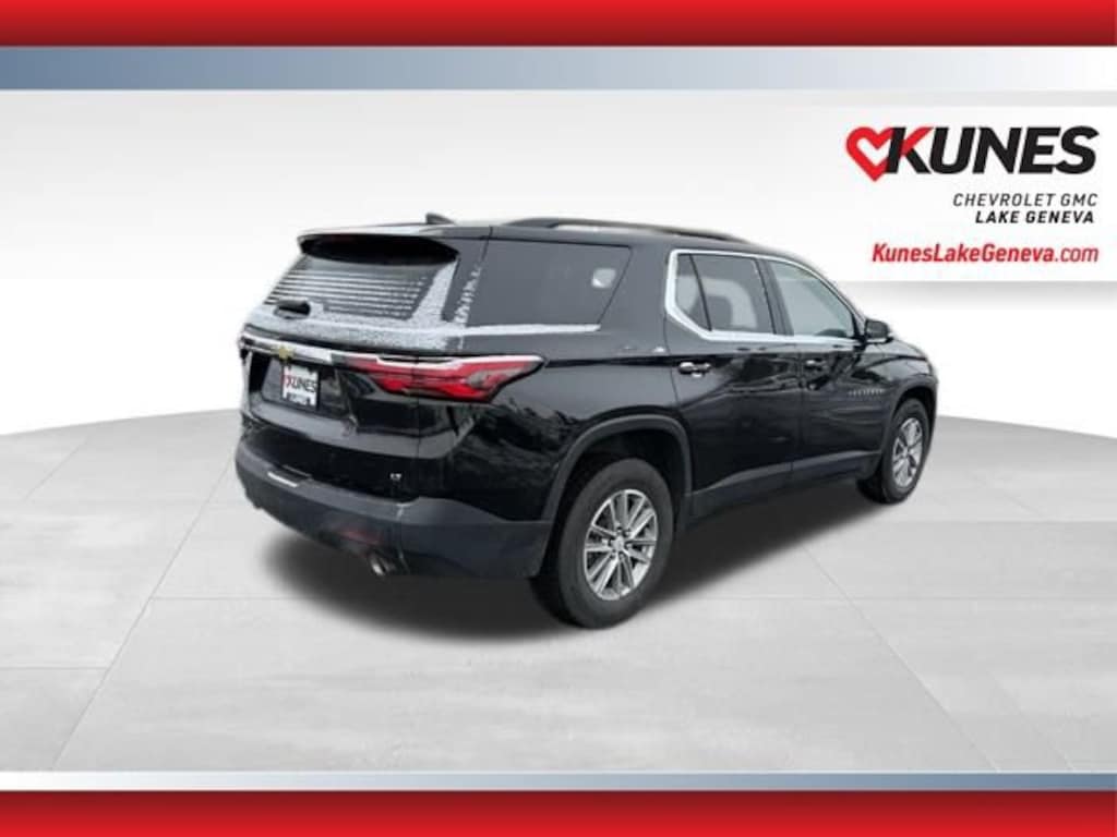 Used 2023 Chevrolet Traverse LT Cloth SUV