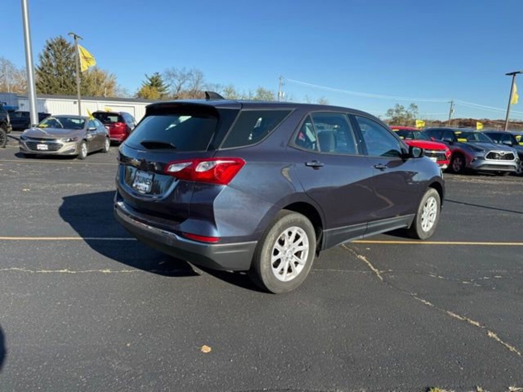 Used 2018 Chevrolet Equinox LS SUV