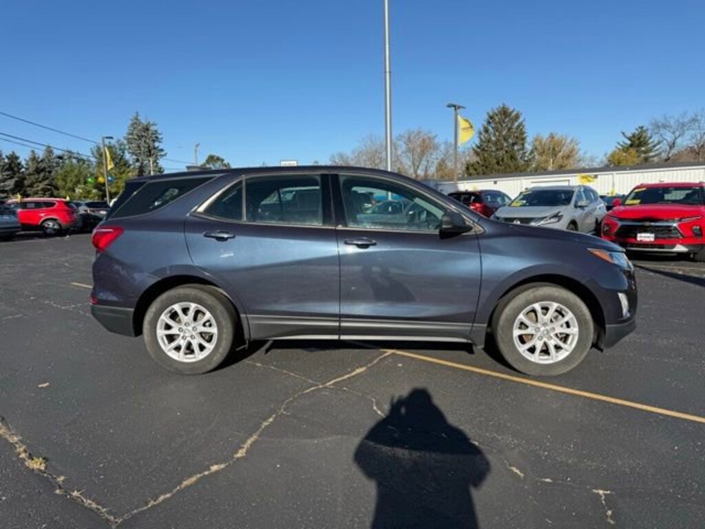 Used 2018 Chevrolet Equinox LS SUV