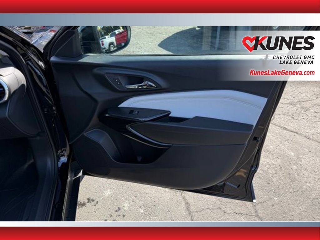 2026 Chevrolet Trax LT - Photo 22