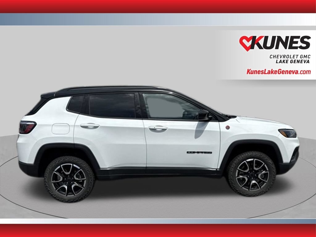 Used 2025 Jeep Compass Trailhawk