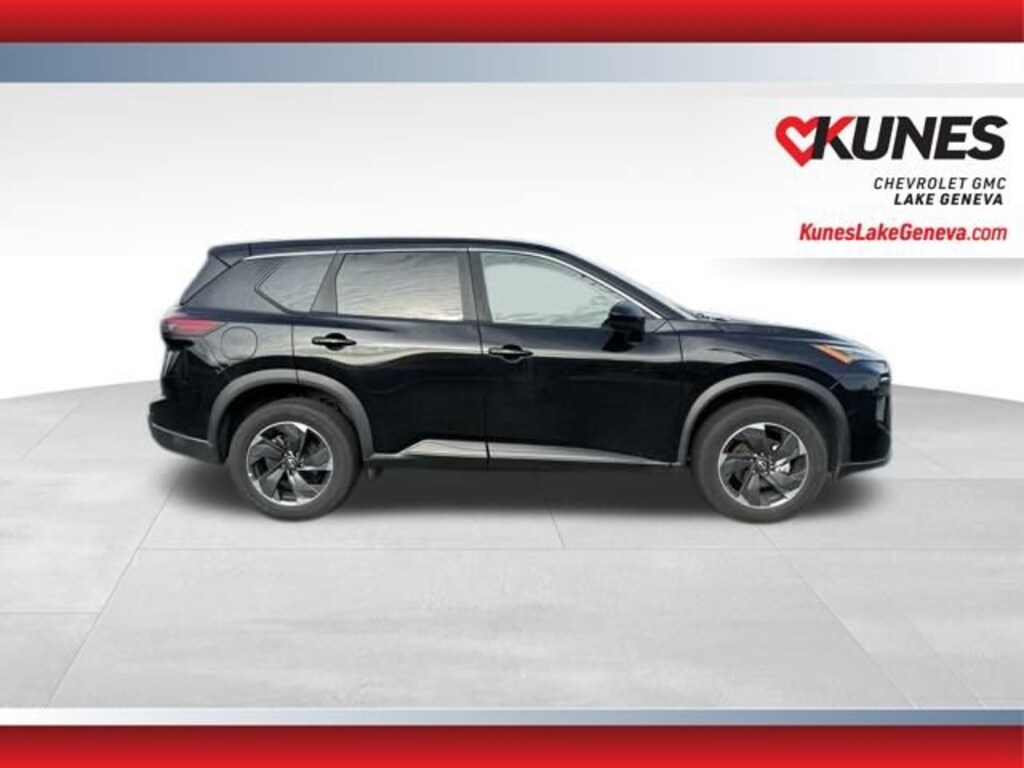 Used 2024 Nissan Rogue SV