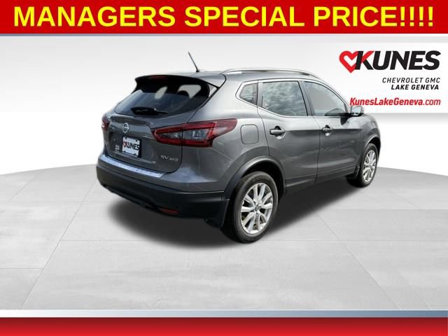 2021 Nissan Rogue Sport SV photo 3