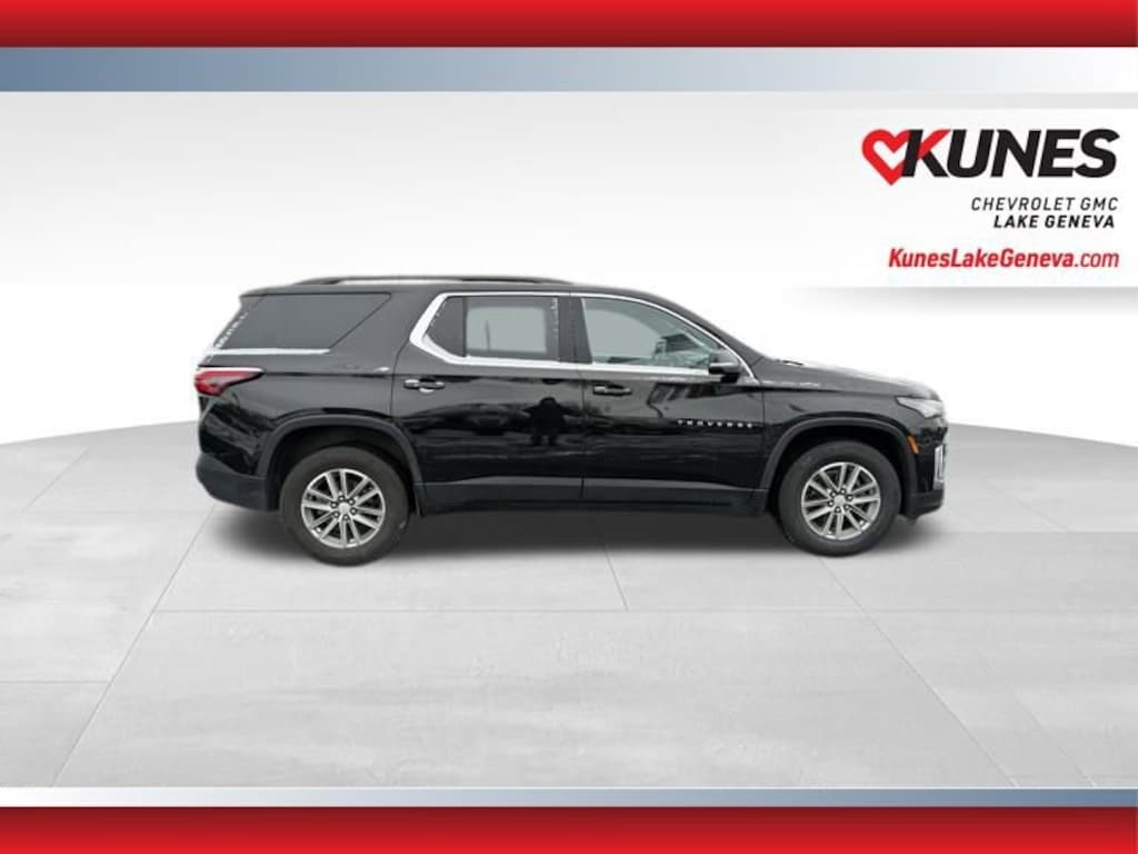 Used 2023 Chevrolet Traverse LT Cloth SUV