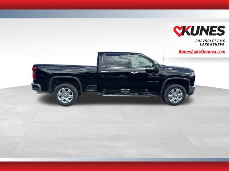 2022 Chevrolet Silverado 2500HD LTZ photo 2