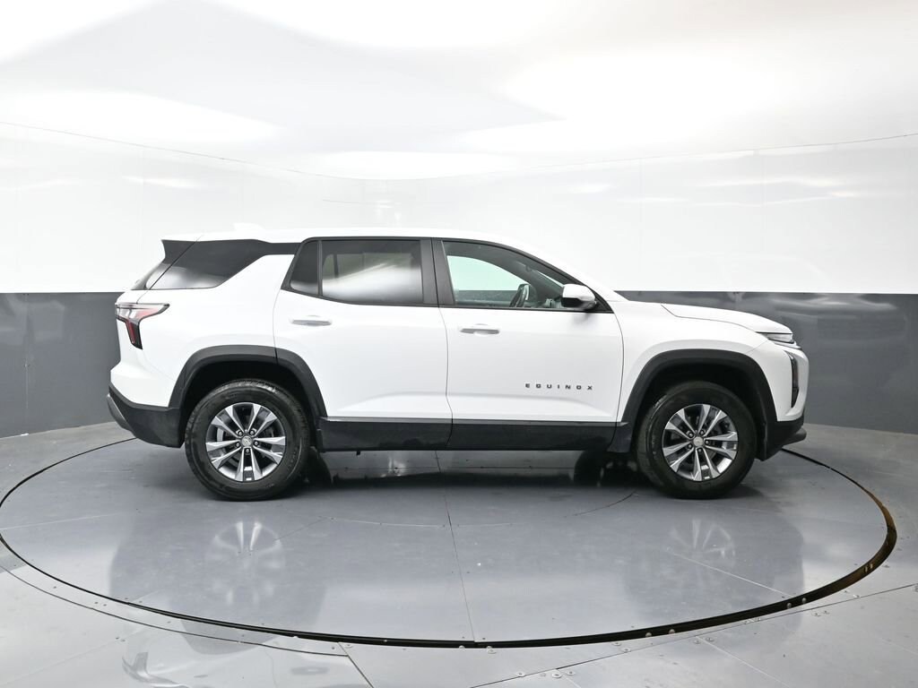 New 2025 Chevrolet Equinox LT SUV