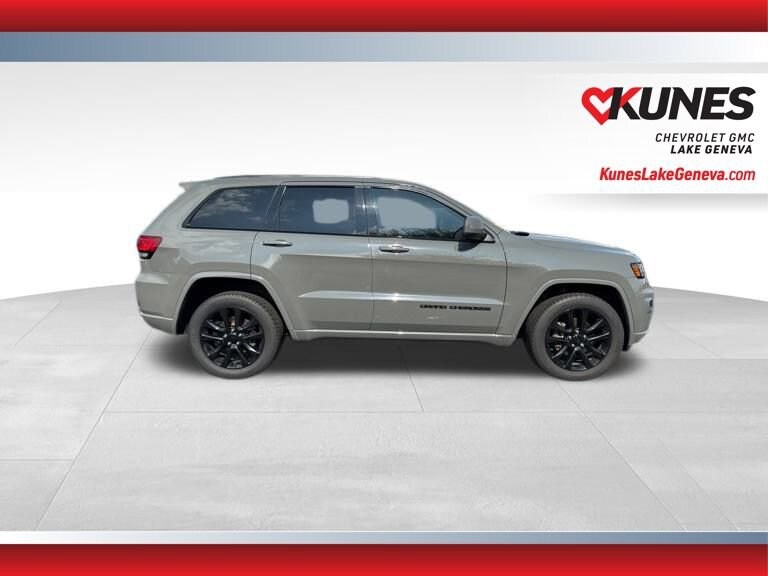 2020 Jeep Grand Cherokee Altitude photo 2