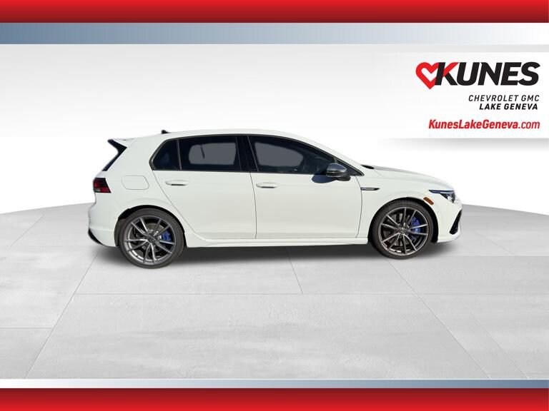 2024 Volkswagen Golf R photo 2