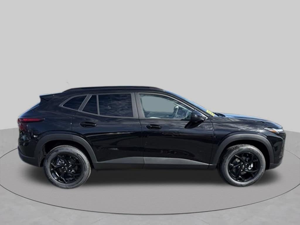 New 2026 Chevrolet Trax LT SUV