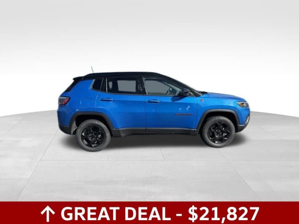 Used 2023 Jeep Compass Trailhawk