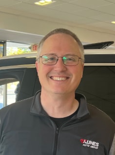 Staff member Jon Mullen from a906eb337f4e