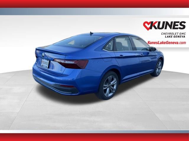 2024 Volkswagen Jetta SE photo 3