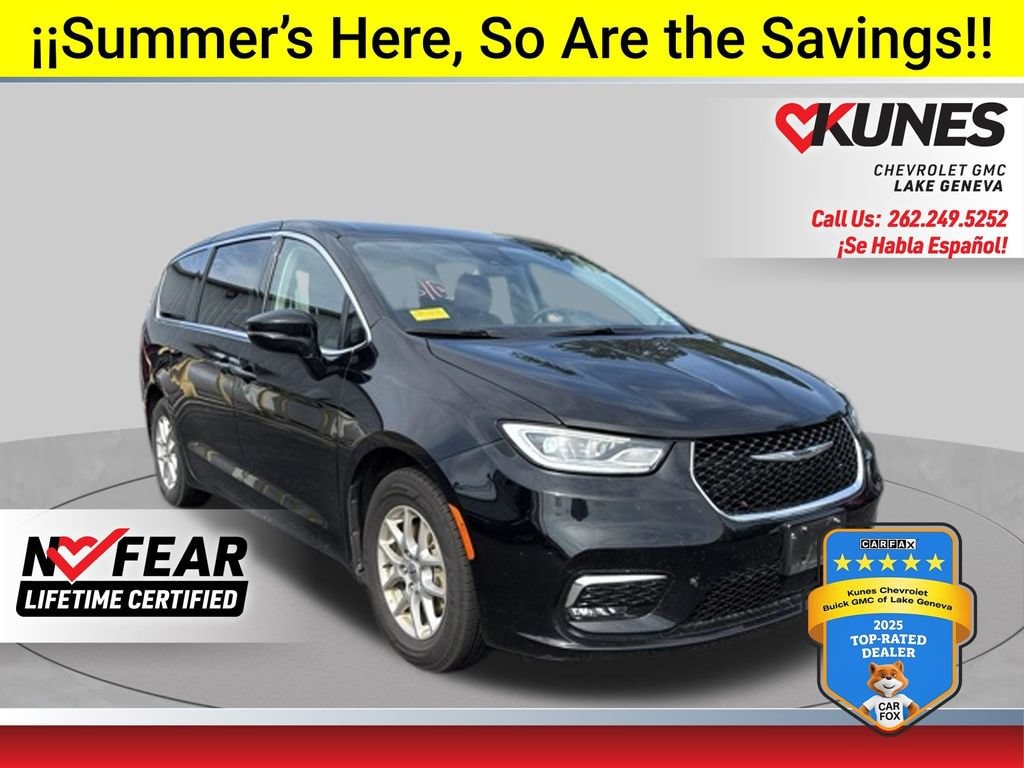 Used 2024 Chrysler Pacifica Touring L