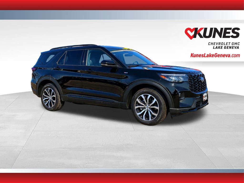 Used 2025 Ford Explorer ST-Line