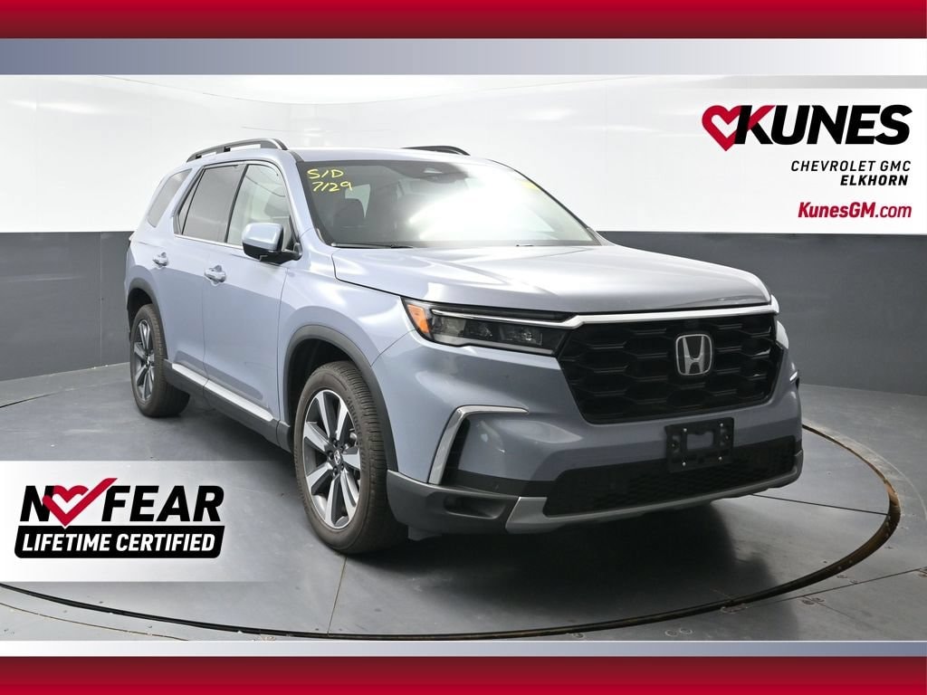 Used 2025 Honda Pilot Elite