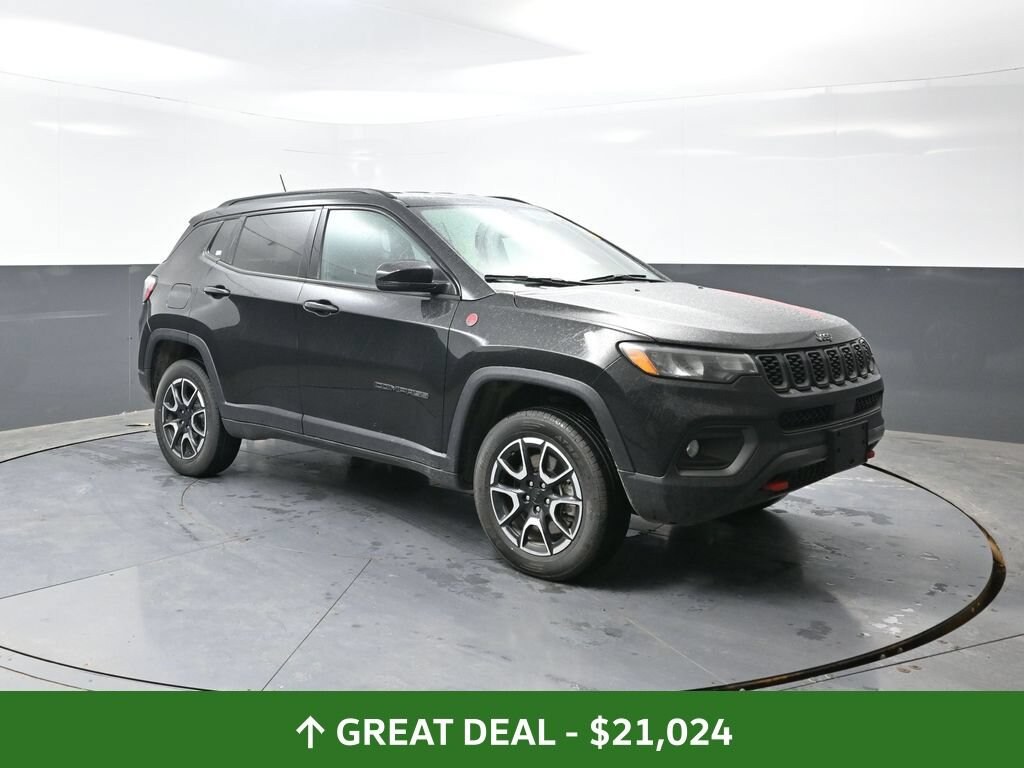 Used 2024 Jeep Compass Trailhawk