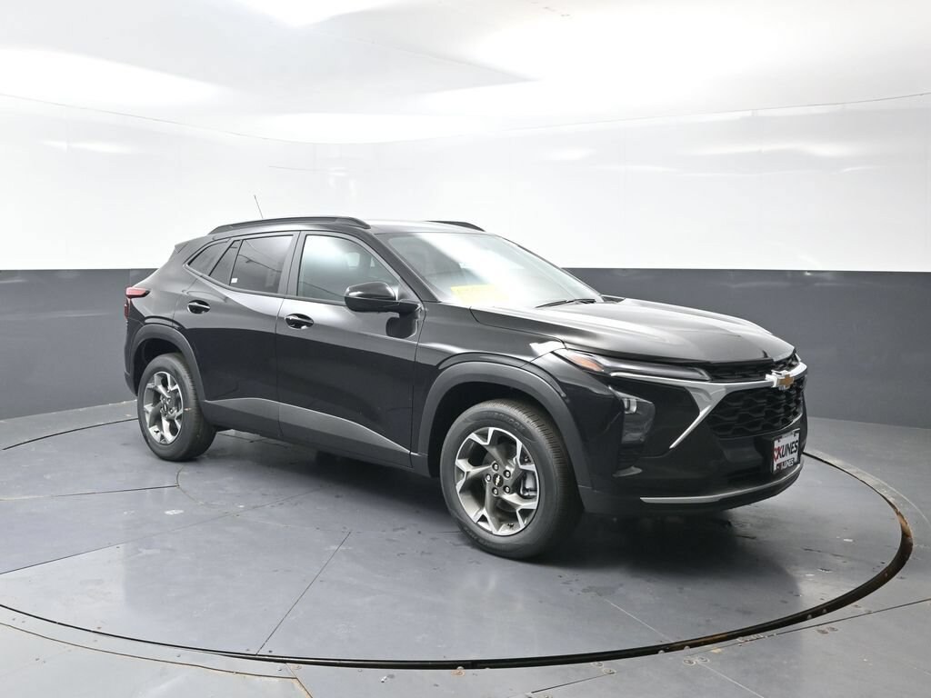 New 2026 Chevrolet Trax LT SUV